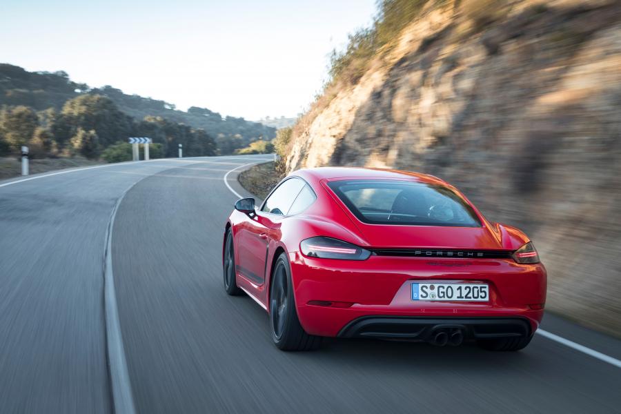  Porsche 718 Cayman T (982C) 2019 года  (WW) (фото 17 из 73)